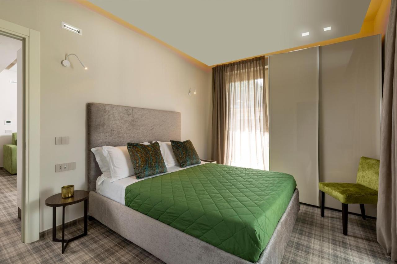 Aparthotel Elegance Riccione Exterior foto
