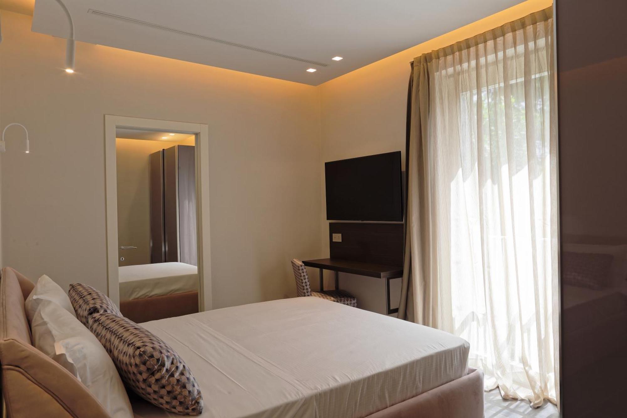 Aparthotel Elegance Riccione Zimmer foto